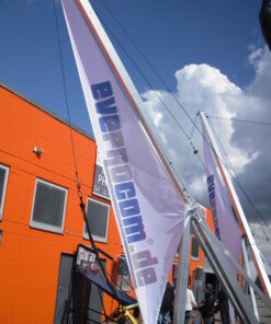 Bungee Trampolin Branding