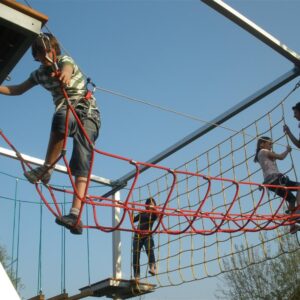 Trampolin-Klettergarten