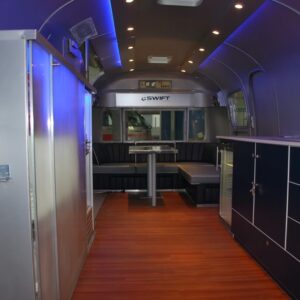 Hummerairstream2