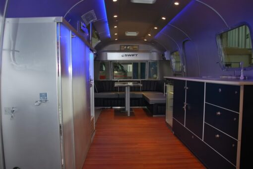 Hummerairstream2