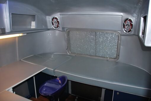 Hummerairstream4