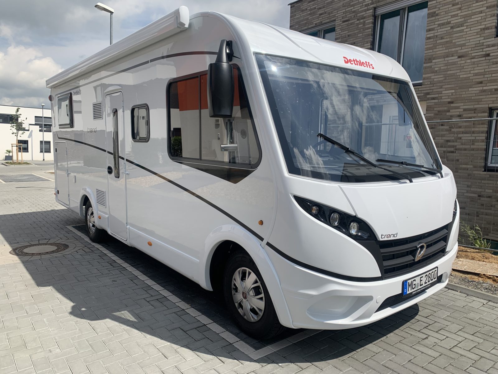 Event-Wohnmobil mieten für Roadshows, Festivals oder als Produktionsbüro